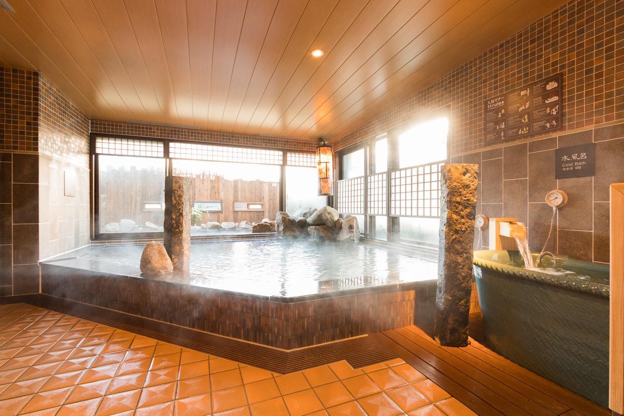 Dormy Inn Matsuyama Natural Hot Spring Extérieur photo